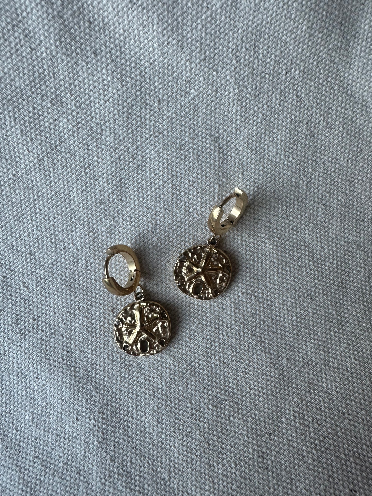 Hallie Sand Dollar Hoops