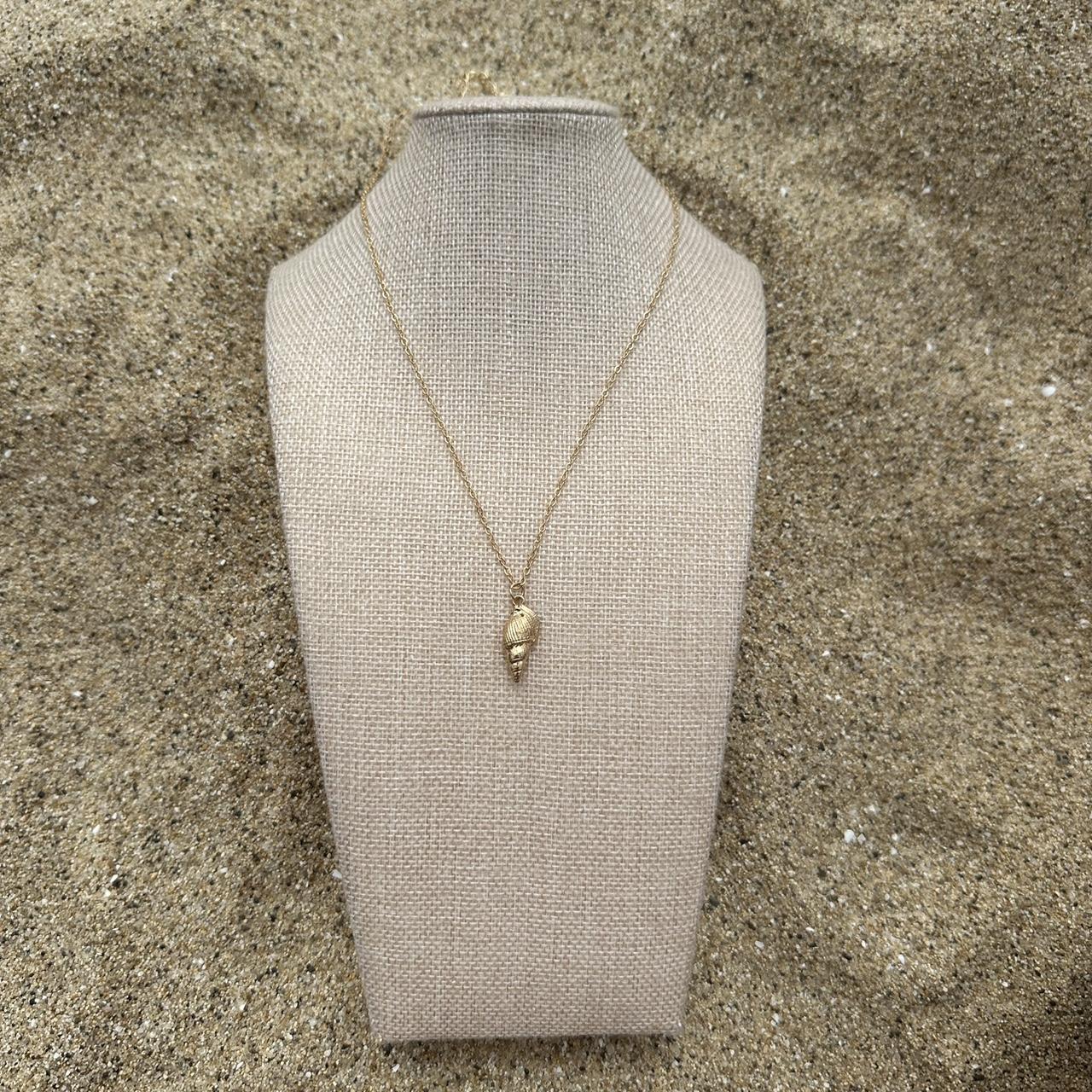 Golden Tide Small Tulip Shell Necklace