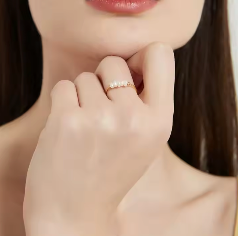 Pearl Strand Fidget Ring