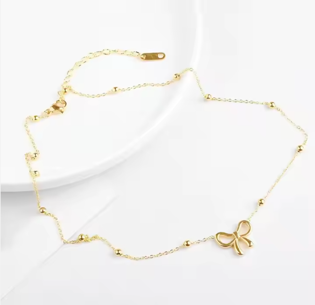 Gold Lacy Bow Necklace